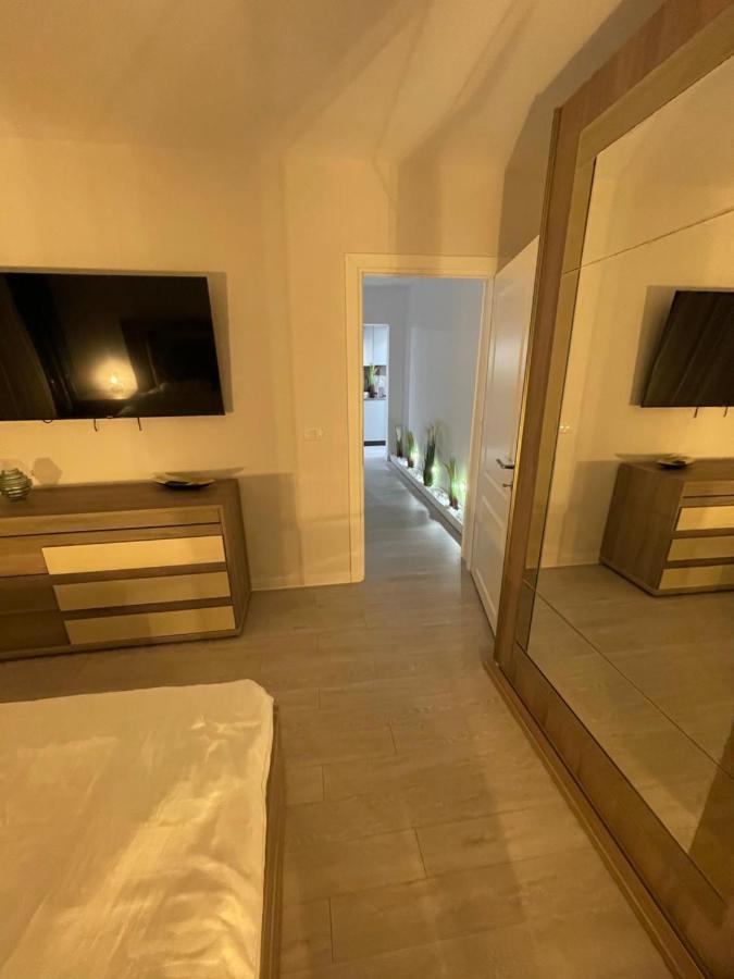 Oxana Apartments - 3 Camere - تيميشورا المظهر الخارجي الصورة